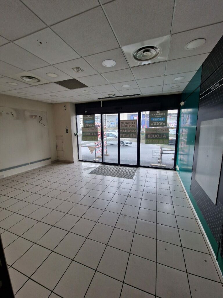 CAEN – A LOUER – Local commercial de 198 m² avec Droit d&rsquo;Entrée