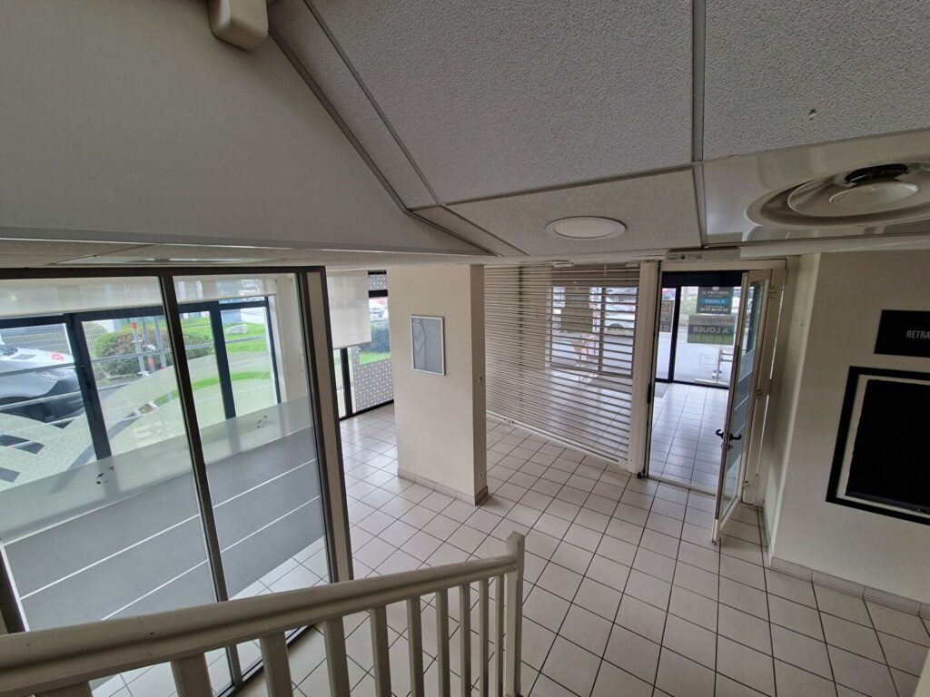 CAEN – A LOUER – Local commercial de 198 m² avec Droit d&rsquo;Entrée