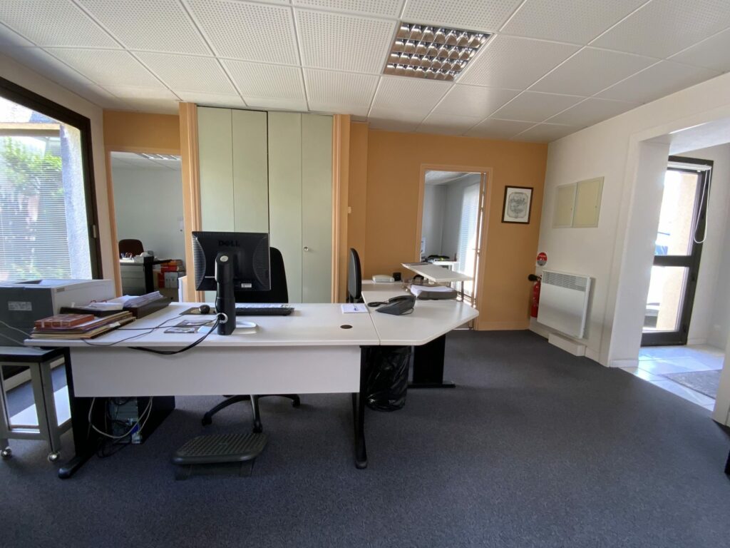 Immobilier Professionnel à louer Bretteville-sur-Odon